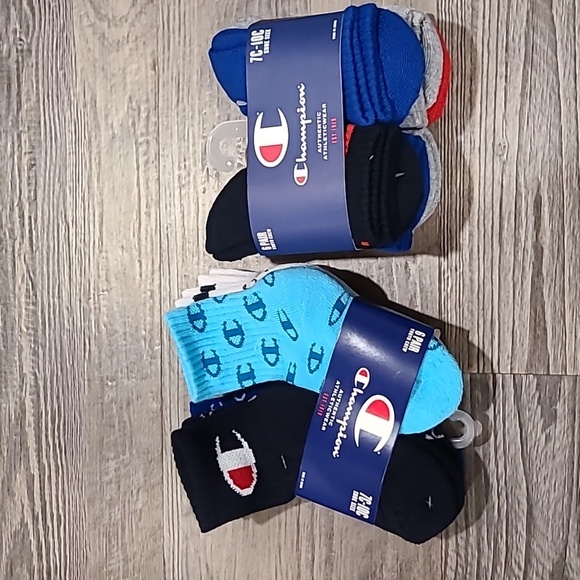 Champion 12 Pairs of Socks Shoe Size 7-10 - Picture 1 of 8